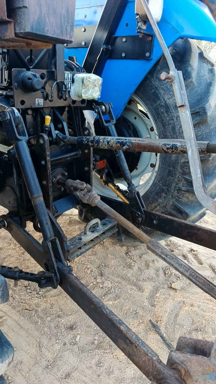 نيو هولند 80موديل 2016رقم قادسيه لعنوان كربلاء ***********
