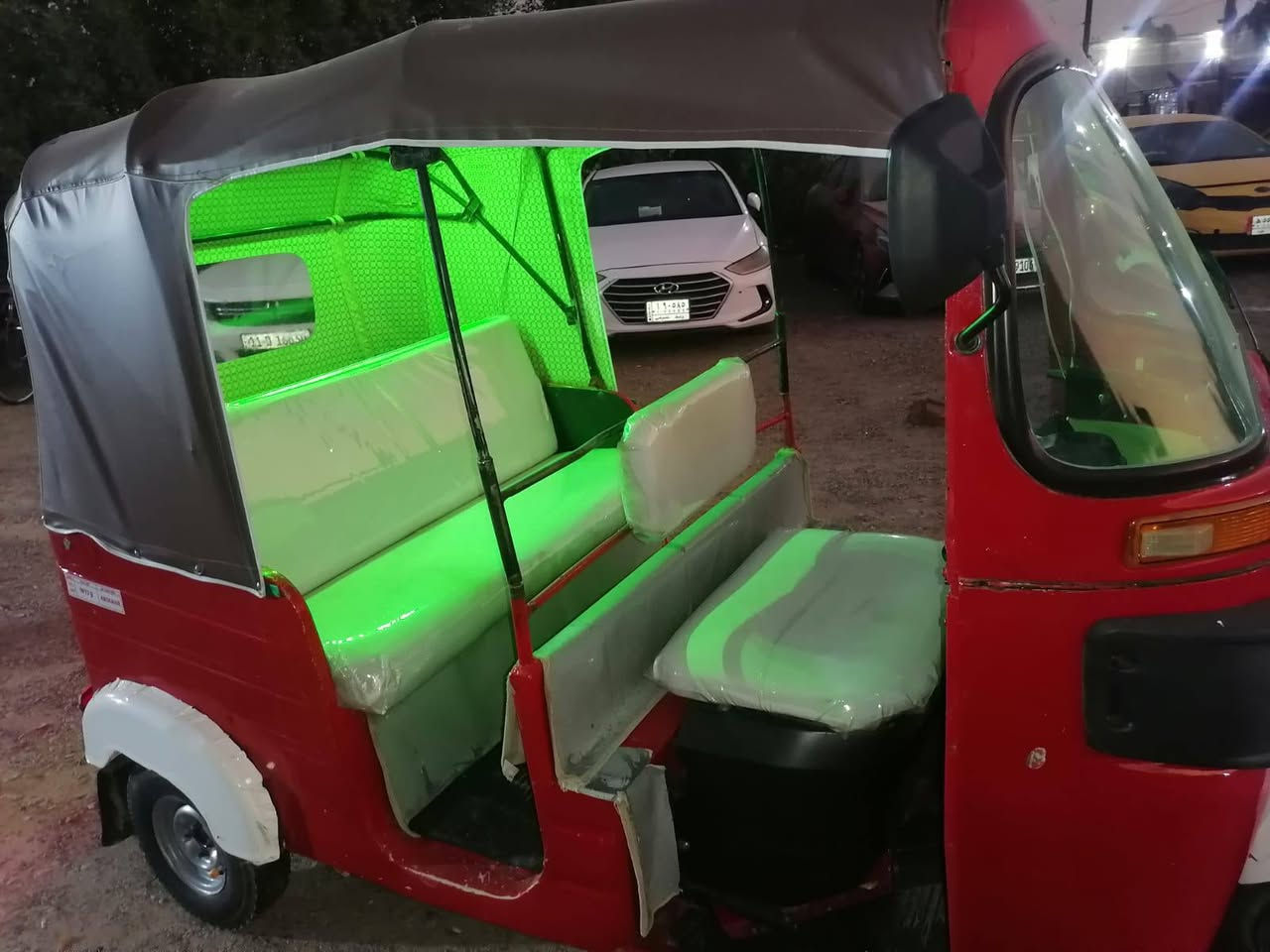 تكتك للبيع باجاج موديل 18 أوراق كامله اصوليه لا تنقيص ولا تبخير كبل للشارع العنوان بغداد الشعلة هاتف ***********
