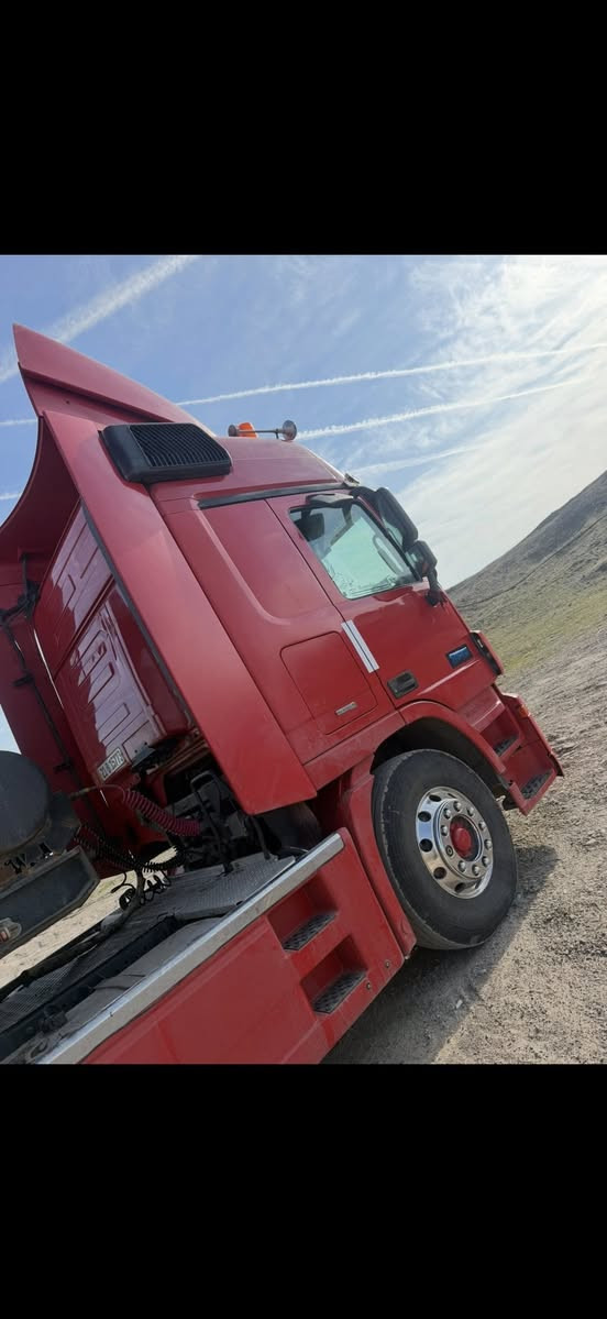 اكتروز موديل 2004 ريتايدةر سةلاجي تةبريت 1844سةحر 250$كةمةك مةجال قةلاب سيدنگيل رةپتة *********** اربيل
