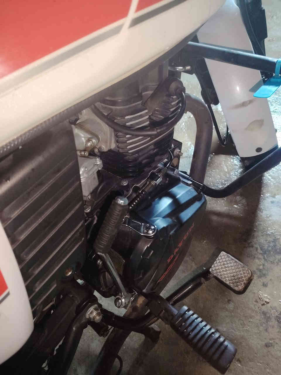 السلام عليكم ورحمة الله وبركاته دايوان نفخ موديل 23 مرقمة رقم بغداد نكليزي مشروع وطني دراجة خير من الله تجي وتفحص ونشوف السعر 2200الف العنوان بغداد المدائن رقم *********** واتساب رجائن المو شراي لا يتعبني
