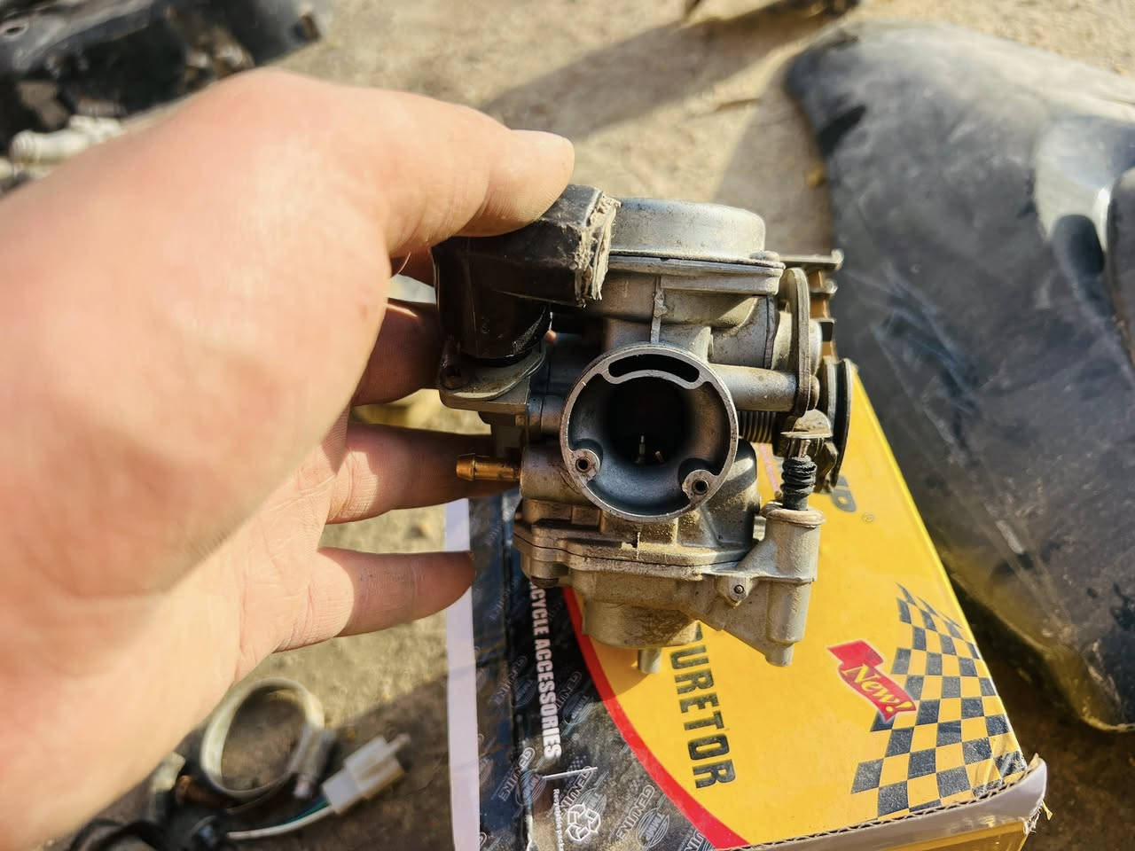 سلام عليكم غراض دراجات للبيع اكثر الغراض ماكس  كلمن وسعره خاص


**إذا كنت صاحب هذا الإعلان وتريد حذفه لأي سبب، رجاءا أرسل رسالة إلى الدعم الفني**