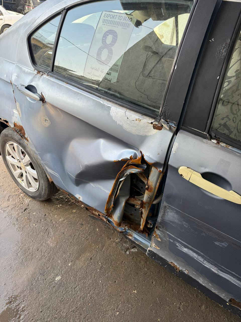 السلام عليكم. كريت ول للبيع موديل 2012رقم بصره صدامي سنويه منتهيه 2022مكينه وكير كورلا جدد كهربائيات شغاله ما بيه ضربه فقط الباب الخلفي الموضح بلصوره علمن السياره كوم حديد اكفلك فقط رسميات راعيه يريد تحويل ومنطي وقت محدد يعني شرط التحويل السعر 20 بيه مجال مكان السياره بصره ابي الخصيب حمدان *********** البصرة, العراق
