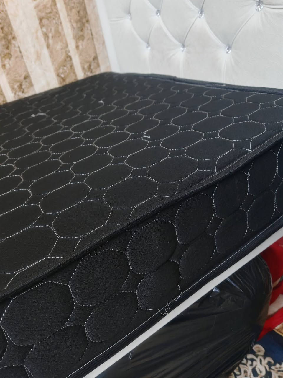 دوشك جديد ممستعمل للبيع ضغط عالي  سعره 70
والامرايه هم ب 75 كل عيب مابيها


**إذا كنت صاحب هذا الإعلان وتريد حذفه لأي سبب، رجاءا أرسل رسالة إلى الدعم الفني**