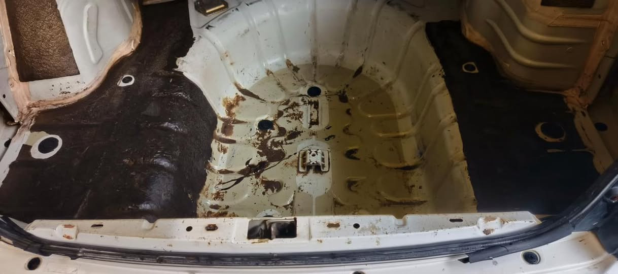 السلام عليكم
نوبرا وارد امريكي موديل 2001 مكينه مفتوح كير اوتو ابو المدفع
السياره بيه صبغ اربع قطع والباقي على الشركه تدفئه
تبريييد ثلج
خياس ماكو لا قواعد دبلات ولا شواصي 
صدر جديد قبل شهر بدلته العربانه مبدل كل البوش والدبلات
كله جديد من محمد الامين
كهربائياته كوووووووووله شغاله مري الجانبيه كهربائي
لايت زنون عالي ناصي 
الايرباك مطاك تايرات تخم جديد
تحويل بنفس اليوم
ترايك للبصره مرجع
السعر 50 
او مراوس حسب القناعه
اوبتما - سوناتا ـ سني - سيراتو
الاتصال ع الرقم ***********
