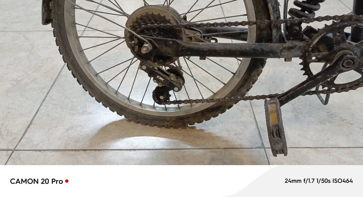 السلام عليكم بايسكلات للبيع السعر الواحد 40وبي مجال اذا تاخذهن ثنينهن كلشي مابيهن بس الاسود بنجر واحد لا غير شرط الفحص ال BMX صيني درجه اولى والبايسكل العقرب ياباني درجه اولى البايسكلات نضيفات  استخدام قليل
الرقم ***********
العنوان بغداد الكاضميه
