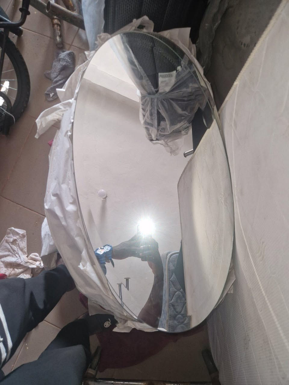 Mirrors for sell at a reasonable price anyone interested please call me on 7198654/3971998 Kombo North/Saint Mary, Brikama


**إذا كنت صاحب هذا الإعلان وتريد حذفه لأي سبب، رجاءا أرسل رسالة إلى الدعم الفني**