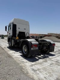 للبيع  مان تيكه راس تك  موديل ٢٠٠٥ مكينه ٤٣٠كير اوتماتيك مربوطه نساف ٣...