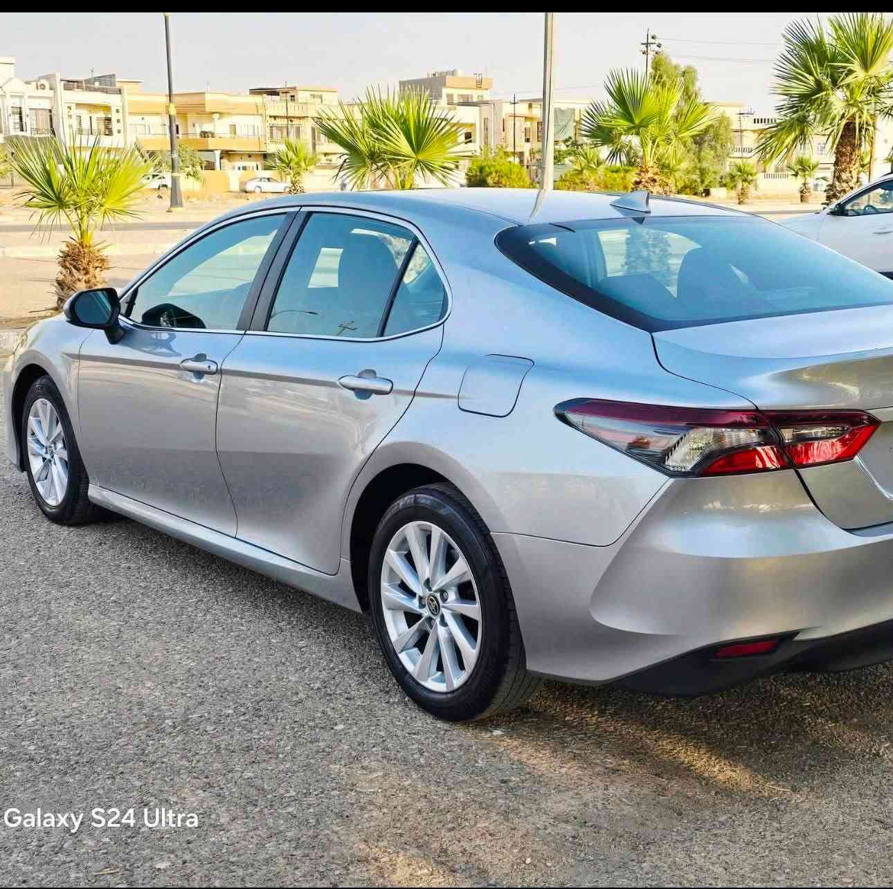 كامري 2023 فئة LE   رقم سليمانية سنوية بأسمي  ماشيه 63 الف السعر 200 $ وبيها مجال 
مكان السياره كركوك 
***********
