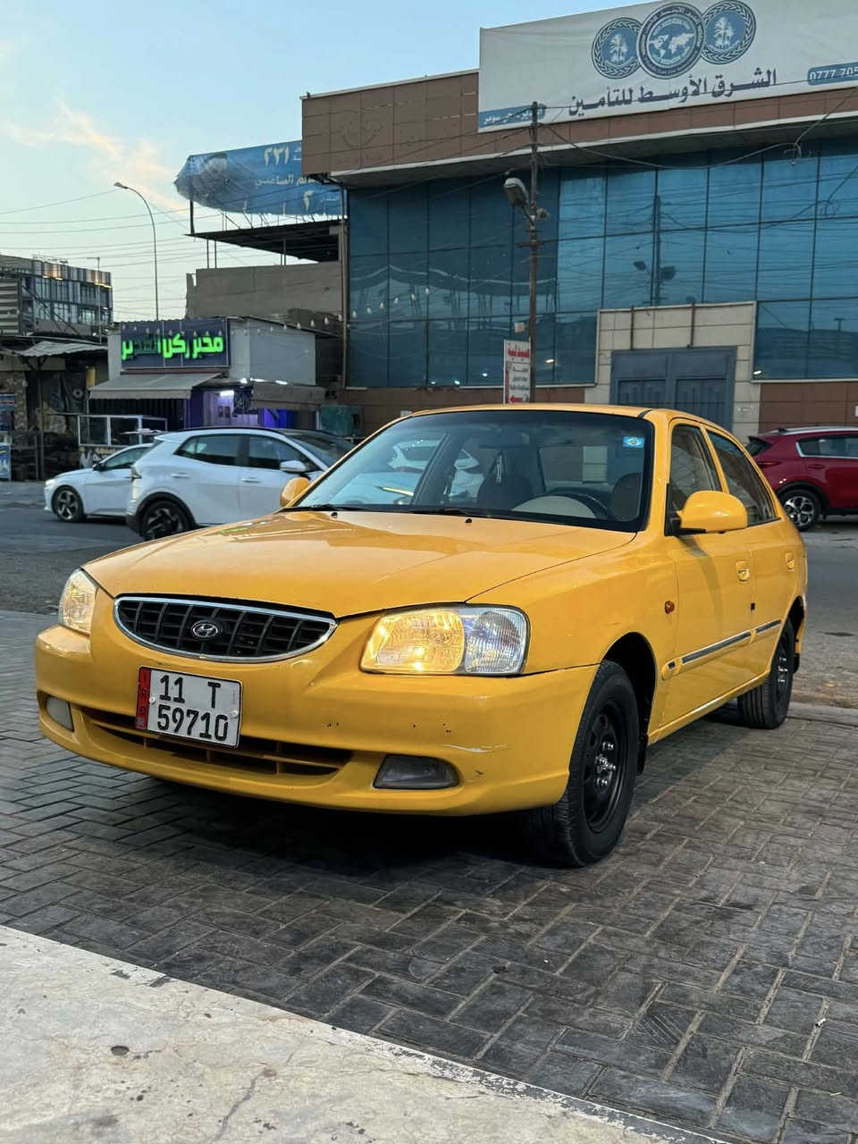 سلام عليكم سيارة هونداي ڤيرنه اجرة سنوية ورقم جديد سيارة حيل حلوة ونظيفة كلش كير ومحرك خير من الله مكفولات سيارة موديل 2014 ماشية200الف السيارة حيل حلوة ونظيفة مال واحد يريد يشغل السعر 85 وبيه مجال عنوان بغداد الغدير شارع توت ***********⭕️مكلف بلنشر
