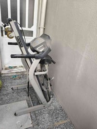 جهاز جري نوعيه ممتازه جديد استخدام قليل ما داخل صيانه ، بيه ماطورين وا...