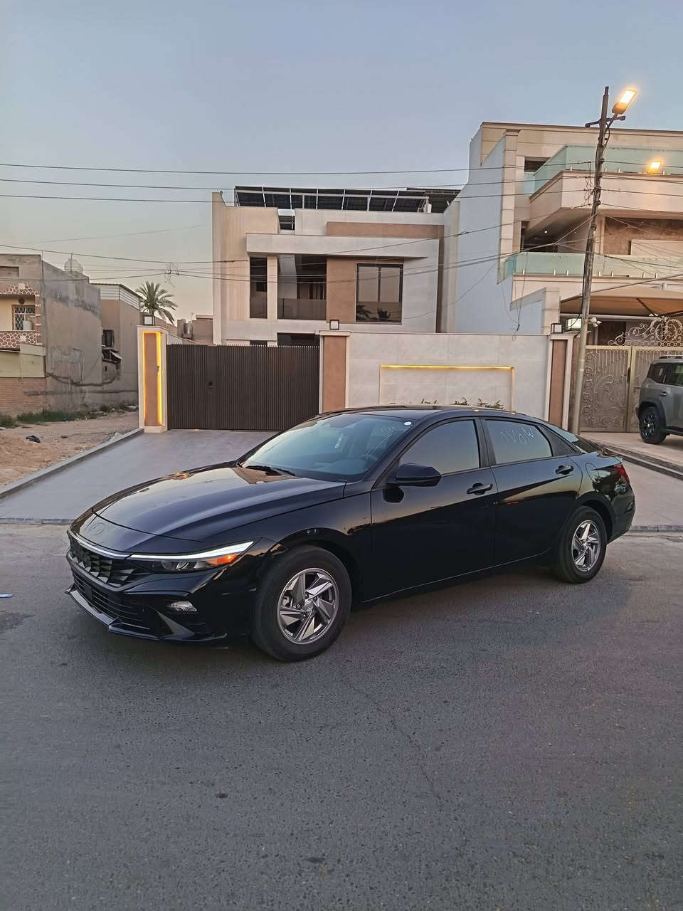 ياالله للبيع فقط
هونداي النترا 2024 se دخول جديد
بدون رقم اخت الزيرو ماشيه 1800 حقيقي
السعر 140 وبيها مجال للشراي 
حادثها دعاميه بدون دواخل ايرباك ستيرن 
شاشه ديجتال. كار بلي
تحكم ستيرن 4 جهات 
3 أنظمة قيادة
كير اوتو. سبورت. عادي 
محرك 2000 دوش المرغوب
سياره جديدة لوك واحلى من صور
مكان السيارة بغداد السيديه
***********
***********
