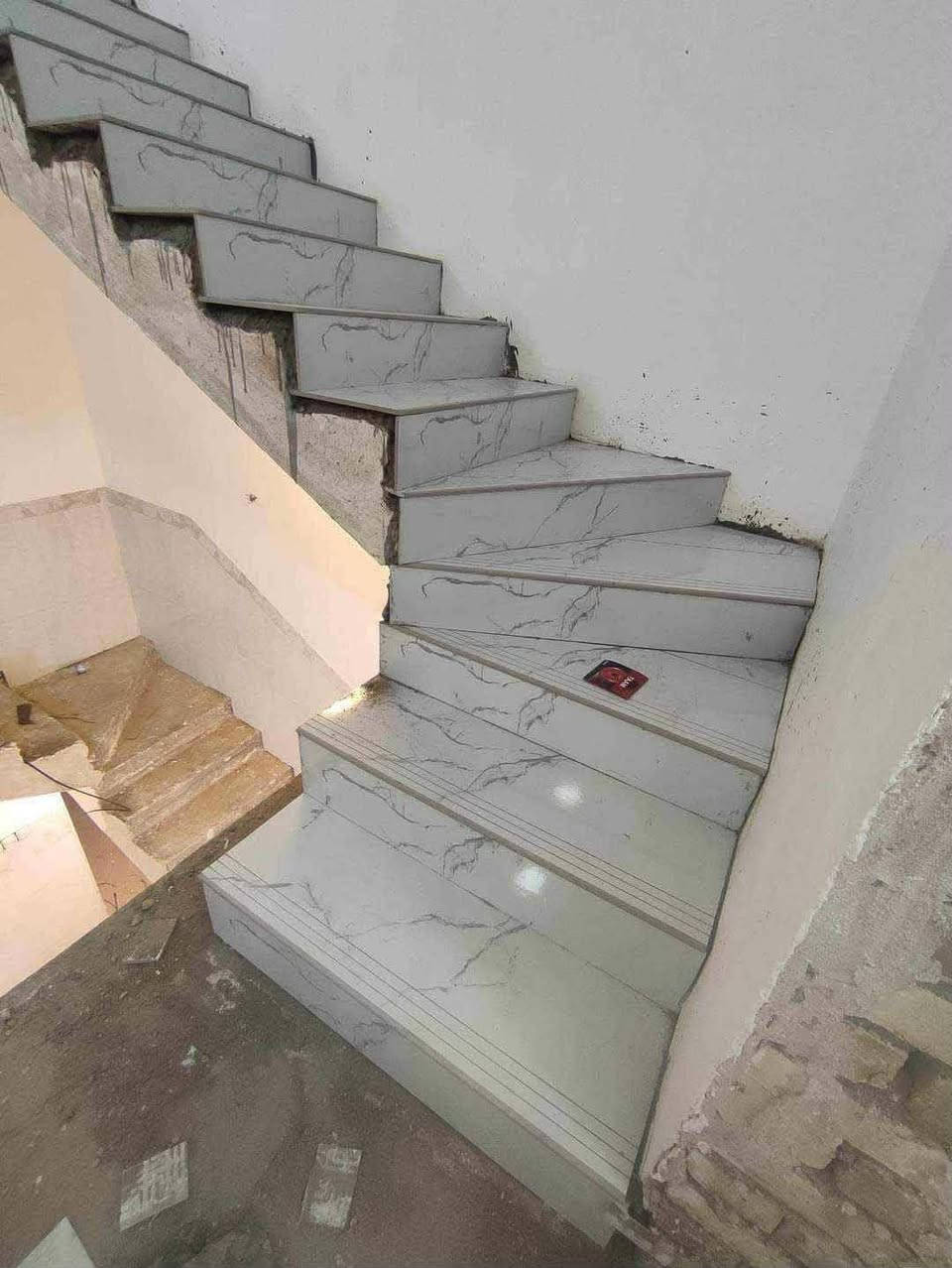 خلفه سيراميك متفرغ للعمل
نعمل سيراميك مرمر كرانيت 
بايات درج حجر قرض بورسلين
مستعدون لكافه أعمال الترميم
استفسار اكثر اتصل
  *********** واتساب
*********** واتساب
