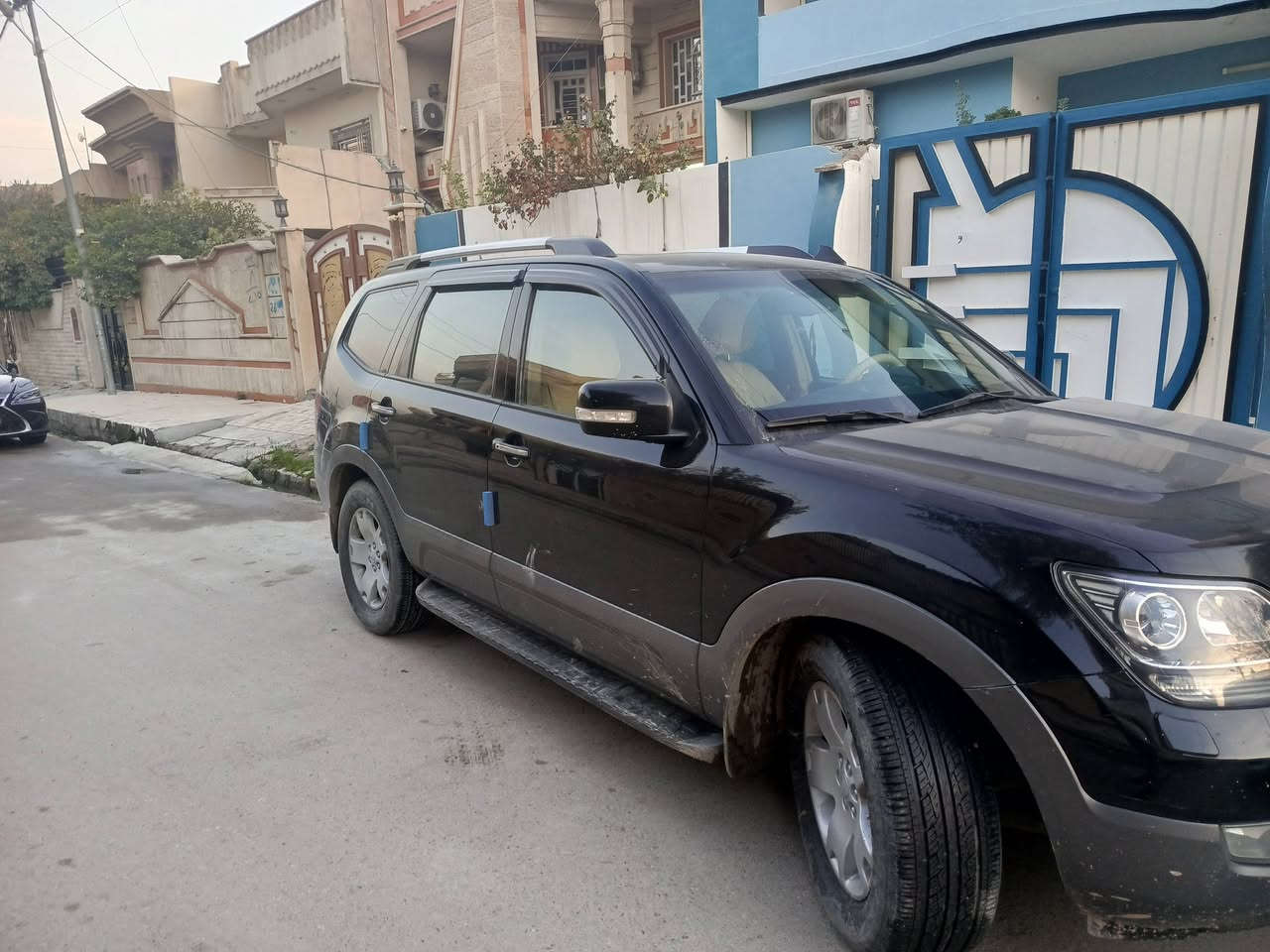 السلام عليكم
سياره موهافي 2012
فول موصفات فتحه وتحكم ستيرن 
تثبيت سرعه تبريد منفصل 7 راكب ثلاث قطع تبريد 
فتحه بل سقف التبريد الخلفي هم منفصل 
مكينه V6  3600
السياره بيها منظومه مال غاز 
السياره بدون ضرر او اي تعديل 
السعر 175 وبيها مجال للطيبين 
***********
***********
