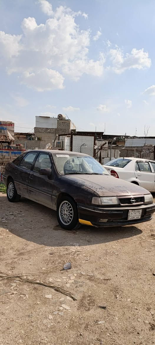 للبيع اوبل فكتره موديل 1991
مكينه 20شرط وكير شرط
 تبريد ابلادي بس يرادله صيانه 
بدون صبغ دوائر فقط قفل مركزي
كير توماتيك جامات كهرب سنتر لوك 
 طخم تاير جديد الشرعي موجود 
 شرط التحويل كابون بانزين موجود 
السعر 48 وبيها مجال ***********
