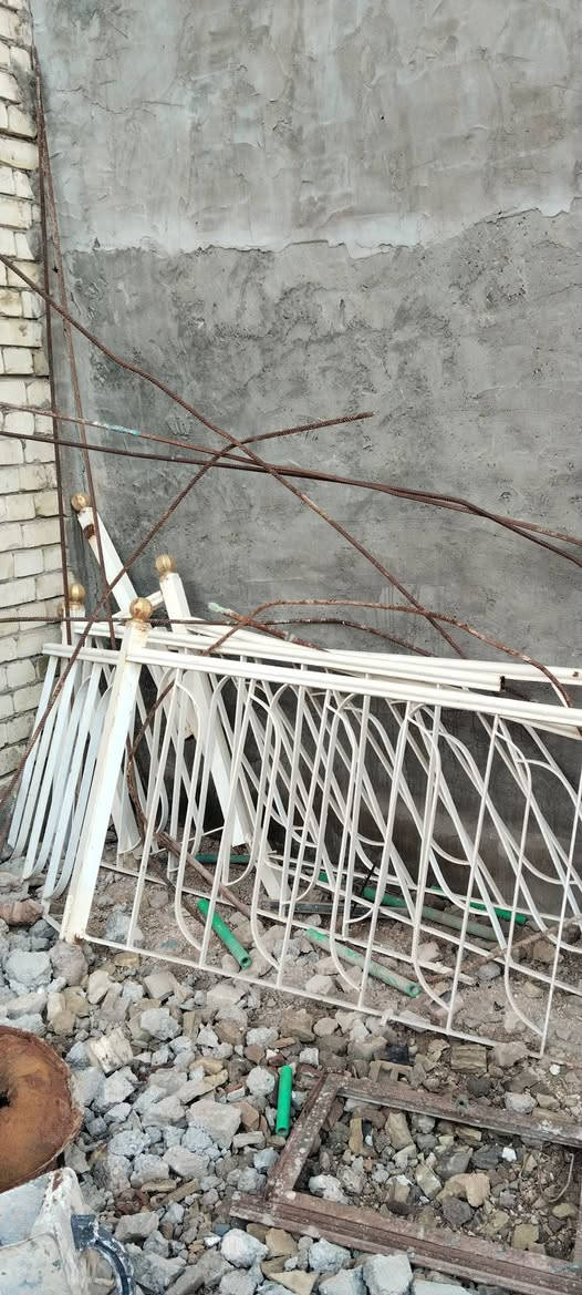 السلام عليكم
محجر درج حديد مصبوغ ونظيف للبيع وشباك


**إذا كنت صاحب هذا الإعلان وتريد حذفه لأي سبب، رجاءا أرسل رسالة إلى الدعم الفني**