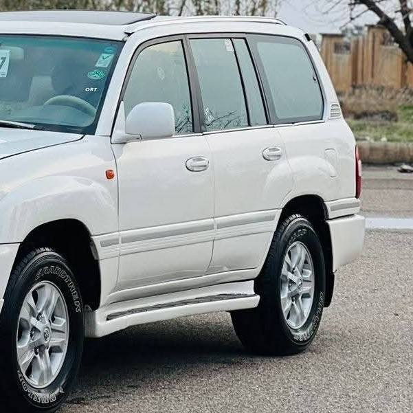 تۆیۆتا لاندکڕۆز 2007 فول مواسه فات
سه ياره كي زؤر جوانه سه نه وي تا 2029 تازه يه
پاره ي ژينگه و ريگاي دراوه
ره قه مي تازه يه
 هه زه ي تازه يه
چوار تايه و ويلي ده لوبي نوي له سه ره
 زؤر توند تؤله يه ك دينار مه سروفي تيدا نيه
مواسه فات گير تؤماتيك ناو زه رد
چوار جام كاره با  سه لاجه 
 ناو فؤرميكا  حه ساس سلايت 
 شاشه ئايپاد و كاميره 3 ريز كوشين
 ته بريد مه ركه زي كامل زينؤن
پشت جامتا ABS زؤر موا سه فاتي تر
 190 هه زار رؤشتوه مه كينه ي نه كراوه ته وه 

سـعـر : لە کۆمێنت داوابکە ڕاستەوخۆ بۆت دێت 📥 

سه ياره كه حيزام بؤياخ كراوه 
پيشو دواي هيجي پيوه نيه 
سه قفي بؤياخي نيه 
هه يكه لي زؤر جوانه
گيرو مه كينه و ته بريد 
ده بل ئه كسل گشت گياني به شه رت 
 له كؤيه م 

ژمارەی خاوەنەکەی 
***********
***********
