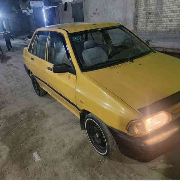 السلام عليكم.  للبيع موديل 13.                                   مارك برايد بداية صرف بي 

سعر 25 بيها مجال 

العنوان بغداد 

مصفره هيا وغرامات سياره بسمي تحويل موباشر 

واذا اكو مراوس 

راقم هاتف ***********
