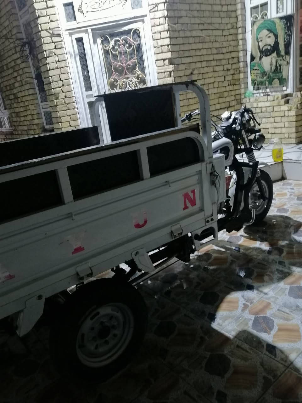 السلام عليكم ستوته 23 طالعه ب24 أوراق اصولي ومكفوله محرك مامفتوح سعرها 2300 وبيها مجال حك الجيه مكان كرمه بني سعيد ***********
