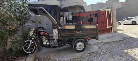 سلام عليكم
سلام عليكم..........عليكم سلام 

للبيع؟........نعم لل بيع 

سعر ؟............1650 بي مجال 

يا موديل ؟.........22شهر 6ب 2023طالعينة 

اوراق ؟.........نعم اوراق شمالي 

بي سبغ ........قطرة سبغ مابي 

مكينة مفتوح؟.........اسبانة مضاربة 

كاربايات؟.........كلة شغال و بلادي نكرة سلف 

اشبي عيب ؟............اي عيب مابي 

مكانك ؟............ كلار 

شراي تكدر تجيني فلان مكان ؟.......اعذرني عيوني 

رقمك ؟..........(***********)
