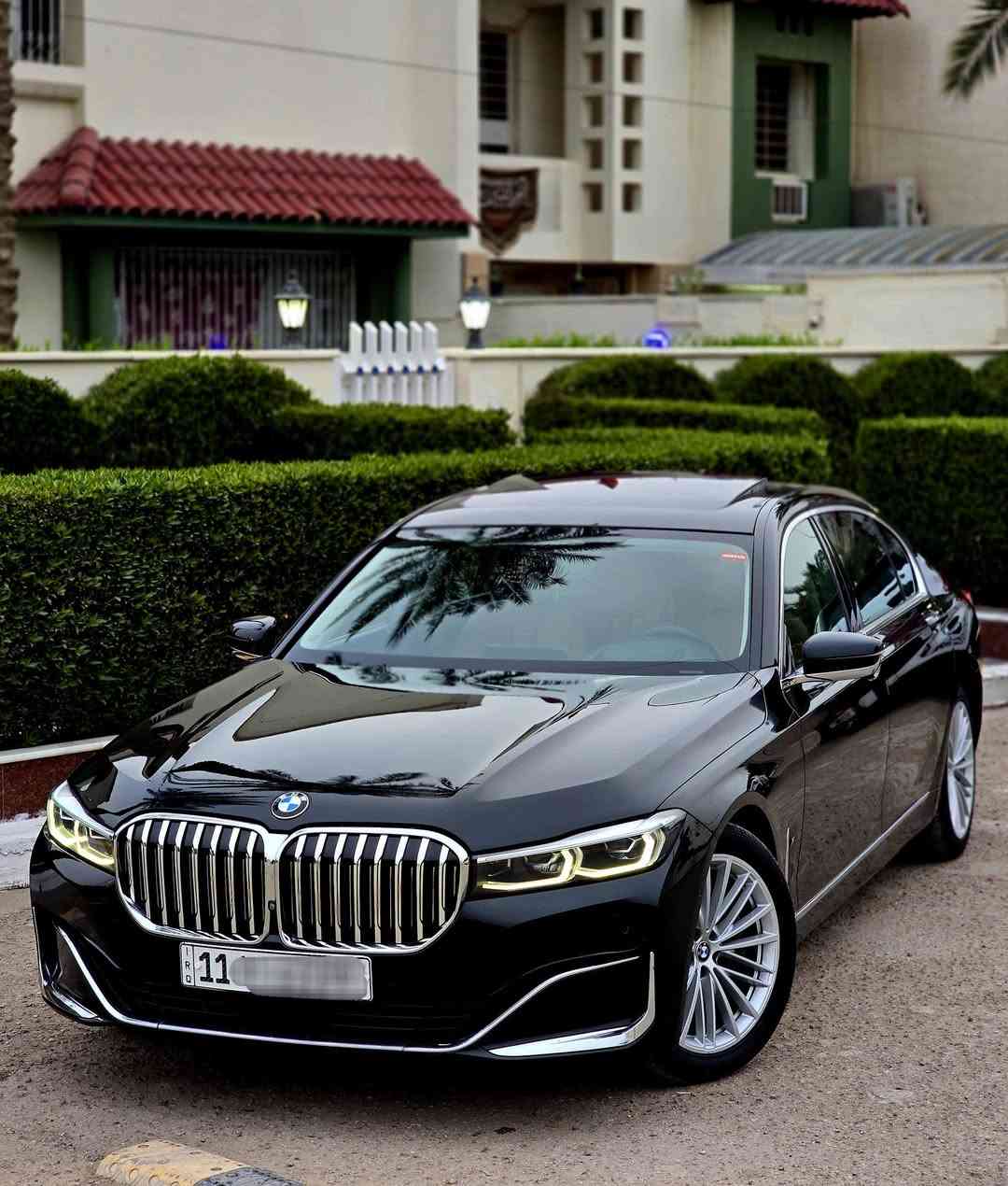 للبيع او مراوس 
وكالة العروش خليجية BMW 740 Li
موديل 2020 باب طويل السياره فول الفول 
بانوراما وداتا شو وكامرات 360 درجة وابواب شفط وجكات ورادارات ونقطة عمياء وكشنات جلد وتبريد وتدفئة حتى الخلفية وبصمات وصندوك كهرباء و5 بردات وايباد خلفي للتحكم وبعد هوايه مواصفات اعلى فئه السياره جديده وجاهزه من كلشي تخم تاير وصدر جديد قبل سبوع شاده السياره خليجية كفاله عامه باستثناء بارد في باب الخلفي رقم بغداد ومكانها بغداد السعر 430 ورقه للأستفسار ***********
