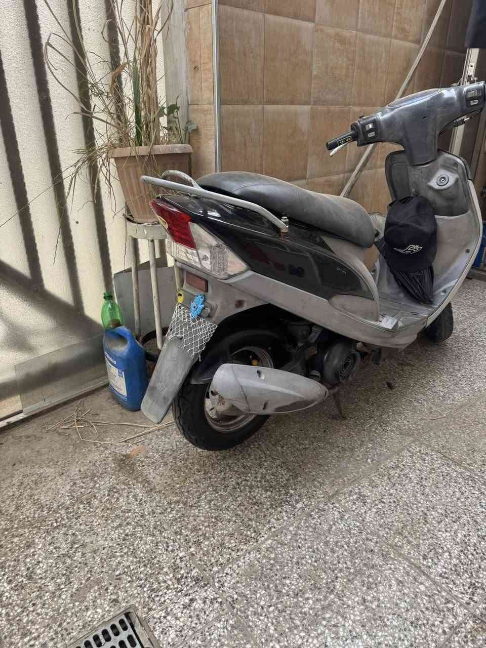 دراجة رنبة كلة بلادية برغي مامفتوح بيهة مراوس ب بوليس فقط وكون قريب علة بغداد الجديدة ‭0776 525 2800‬
