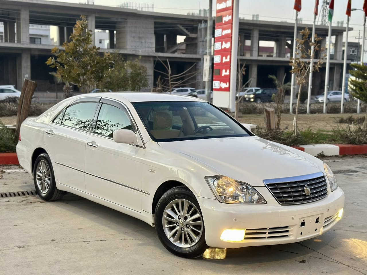 سەرەتا بە ناوی خوای گەورە میهرەبان ❤️
سلاو لە ئەدمینی خۆشەویست❤️
تویتا کروان شاهینە2007
١٨٢ رۆیال براوە براوە
مەکینە گةورة بة گةورة بئ دوکةل بئ دوکةل ئالتونی بازار
بەسمە رەساسی 
90km 
ناوزەردی ساج مەلەکی سفر 
ساج و دەشبل رەقەم یەک 
لایت ناوجەی کوئر
ئاوئنە شەفت 
پەردە حاسه 
شاشەو کامئرا
ساردو گەرم بەستراوە
برئکی نەبەستراوە 
جامەکانی هەلگیراوە
کارەبای کامل مەزبوتە 
کامل ئیمپیفایەری و موکەبەرە مەزبوت
کامل مەسرەف کراوە
کامل کونی گەرمی گیراوە هەوای نایەتە ناوی
5بەسمەیە بەسمەی سندوقی مەزبوتە
رۆنوپاتری و هایدرۆلیکی تازە گۆراوە
4تایە و ویلی رۆیالی بیلادی لە ژئرە نةوتى 
کامل زینۆنی بلادی 
بئ قەپو قۆپ 
سەقفی شوشەیە لەشەی شوشەیە
پئشو پشت کەپس بئ دەحمو لئدراو
سەقف وکەڤەری بە شەرت 
بئ بۆیاغ 
٩٠ هەزاری حەقیقی رۆشتوە 
گئرو مەکینە بەشەرتی وەستا و رۆن گۆرین
قەترە دوکەلی نیە 
مشتەریی تئل بکە یان جات بکە جوابی کۆمئنت  نادەمەوە لەگەل رئزم
بەس فرۆشتنە گۆرینەوە. وقیست ناکەم
شوئن رانیە _ سةنگةسةر
سحرى ٥٢ گةلاو مةجاليكى برايانه  
***********
فایبەرو واتس اپی  لەسەرە
