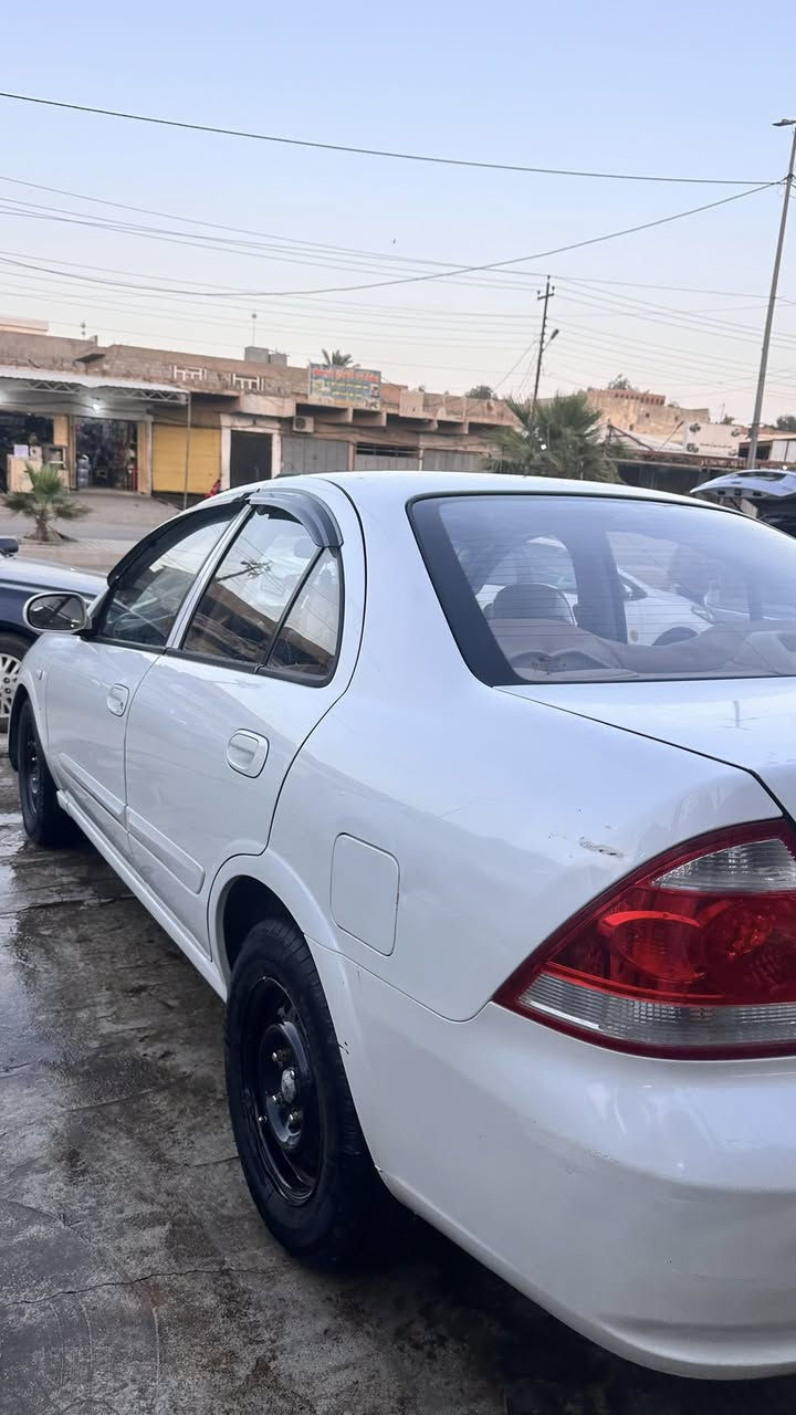 نيسان سني 
2012
صبغ جاملغ سكن امامي وبنيد بدون دواخل  باقي السياره مكفوله 

جاهزه تبريد وصدر كله جديد 
 تحويل ثاني يوم 
سعر 90$ورقه وبيها مجال بسيط 

***********
