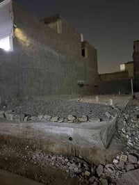 ام الكبر والغزلان • قرب شارع ابو الريش • ١٠٠ رفت