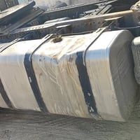 تانكي كاز ياخذ ٦٥٠ لتر مال فالفو دبدوب مكفول من الزرف واللحيم فقط كم ط...