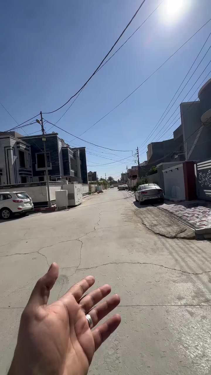 دار 🏠 في الحلة خلف مطعم البستان قرب جسر بته
المساحة 200 متر واجهة 10 متر 

بناء سنة 2019 تقريباً 

يحتوي على 4 غرف نوم 

نوع العقار ( بستان ملك صرف ) 

للأستفسار:*********** علي الطائي 

مردوخ للعقار _بابل_ش40 مجاور الكوخ
