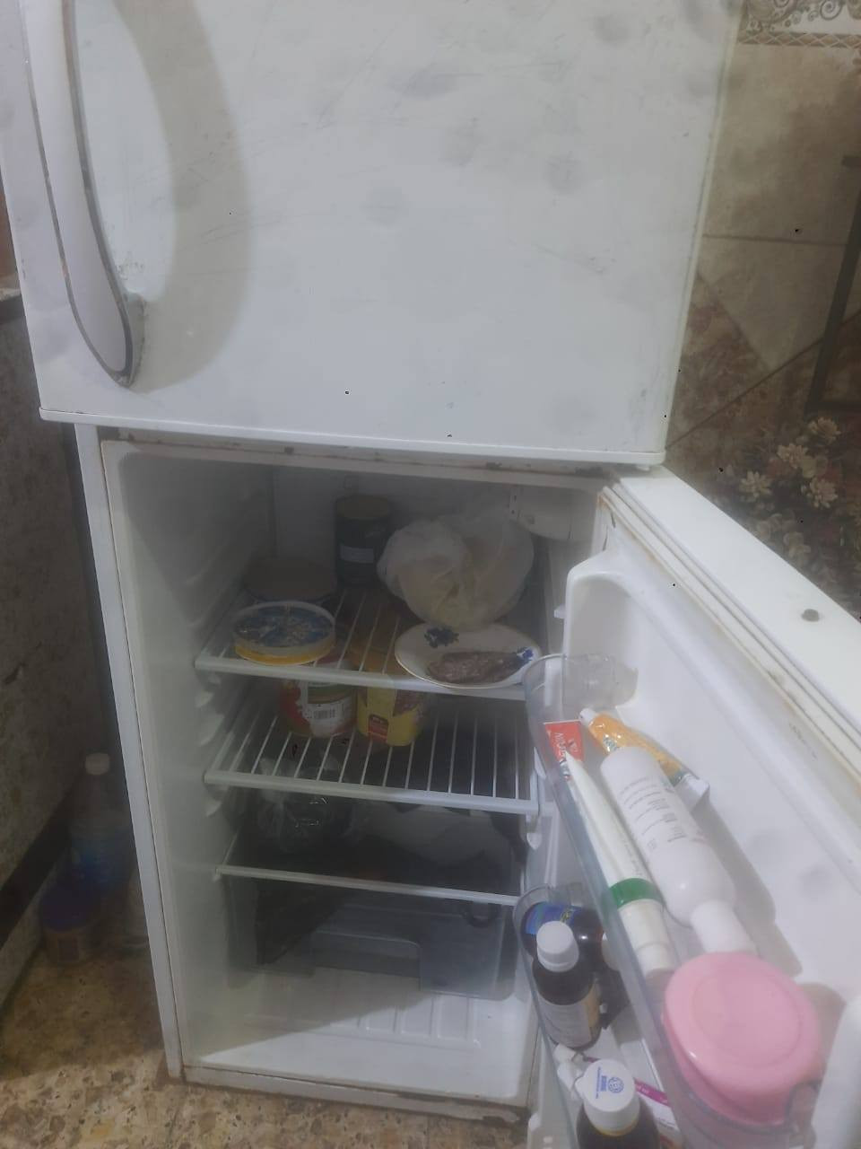 حبايب هاي ثلاجه ب75 وبيهه مجال مكان حسينيه مال راشديه.


**إذا كنت صاحب هذا الإعلان وتريد حذفه لأي سبب، رجاءا أرسل رسالة إلى الدعم الفني**