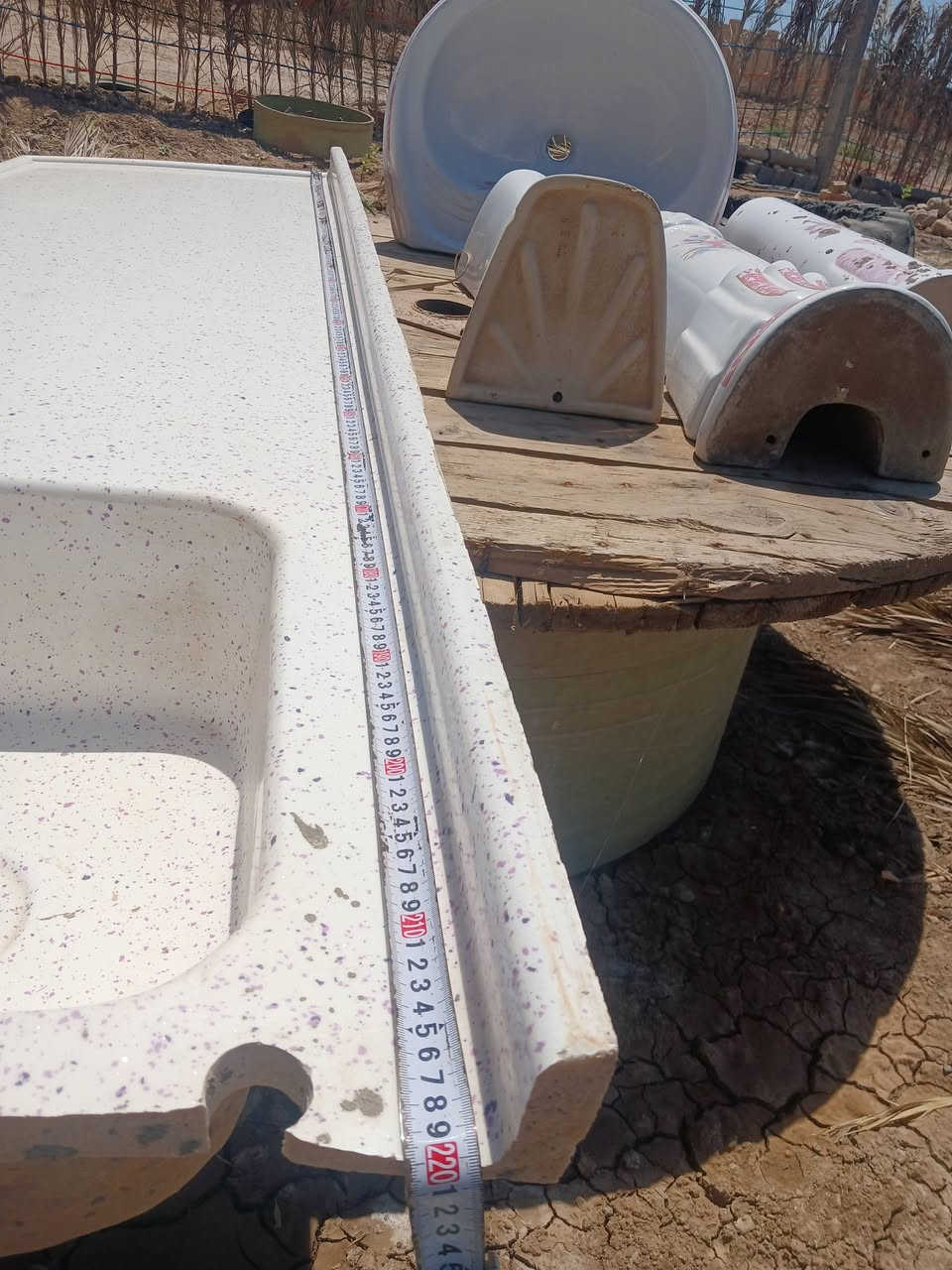 السلام عليكم غراض بيت للبيع *********** واتسـاب 
مبردة  ياسان  ب٢٥
مغاسل الحوض او رجل قطعة على ٧ 
سنك ستيل على ٧
مرمره قيم واخذ بما يرضي الله
