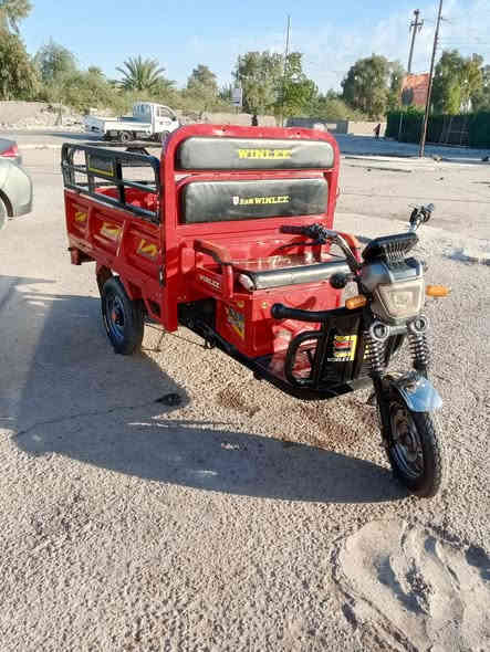 سلام عليكم ستوته شحن الحجم الجبير ام الكير موديل 25بصمتين وسويجين بطاريات 6نضيفات وماصار فتره من شادهن وكهربائيات كله شغاله ستوته نضيفه معنى الكلمه بلعافيه عل ياخذه مكاني بغداد حي جهاد السعر مليون و 200قفل بدون عمله وهاذ رقم /*********** متواجد خاص واتساب
