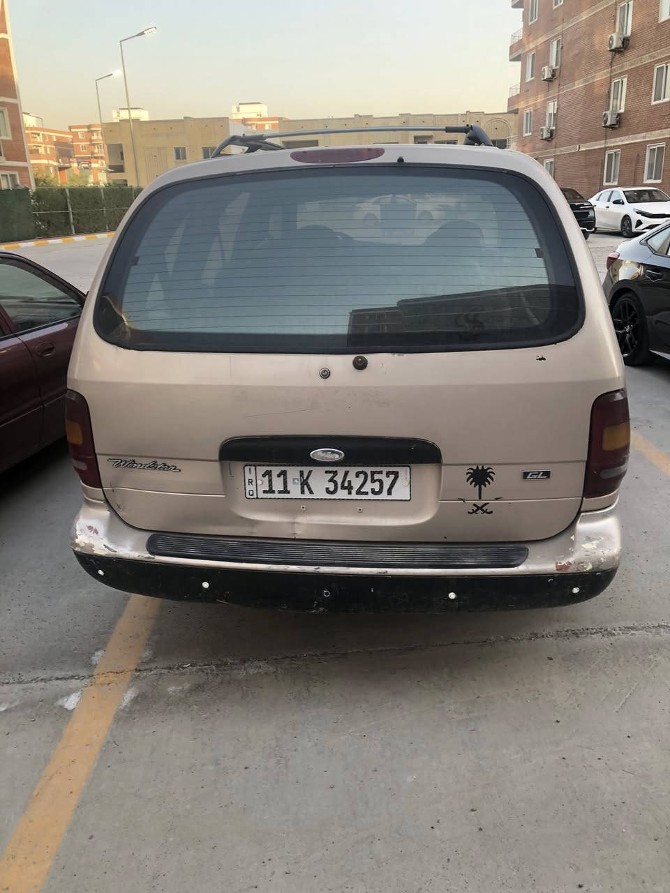 السلام عليكم عندي فورد 1998 للبيع 7 راكب
كير ومحرك كامري ابو الجف نضيفات جدا داخل نظيف السياره بلاديه وكهربائيات نضيفه وباتري جديد بسمي والرقم انكليزي بغداد تحويل ثاني يوم هزه جديده داخل نظيف تخم تاير مكان السياره بغداد السعر 29 ورقه وبيها مجال 
رقم الهاتف *********** كير ومحرك كامري ابو الجف نضيفات جدا داخل نظيف السياره بلاديه وكهربائيات نضيفه وباتري جديد بسمي والرقم انكليزي بغداد تحويل ثاني يوم هزه جديده داخل نظيف تخم تاير مكان السياره بغداد السعر 29 ورقه وبيها مجال 
رقم الهاتف ***********
