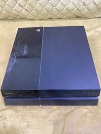 للبيع بلي 4 فات نص تيرا مهكر نظام 9 ويا جوستك اصلي وبي العاب  الجهاز ن...