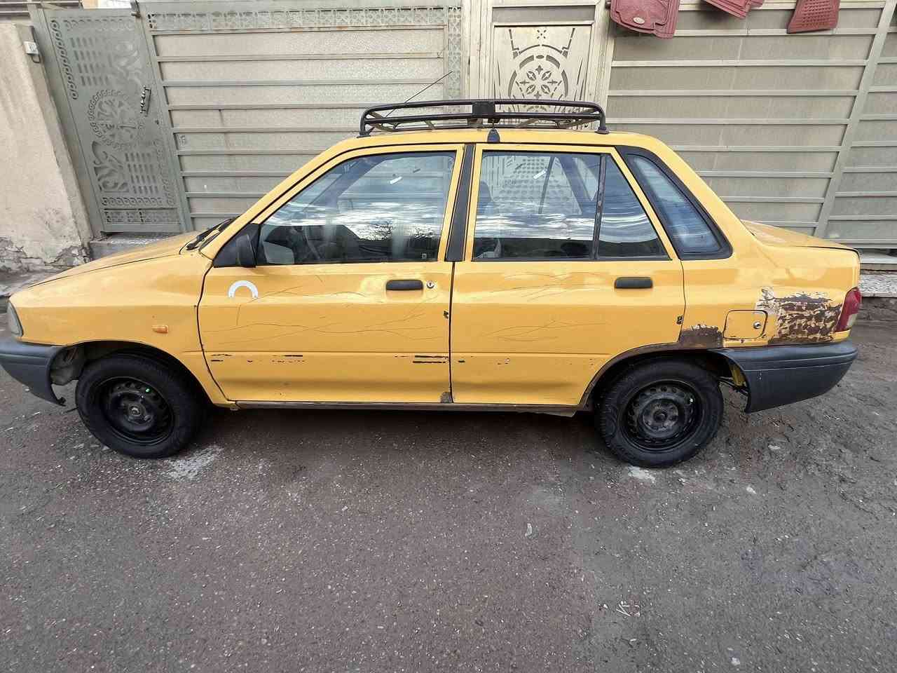 سلام عليكم سايبا موديل 2011 سياره معمره باقي صبغ فقط مكينه يرادله كور كير خير من الله تايرات جدد سياره بأسمي مكاني حي الاعلام 
***********
