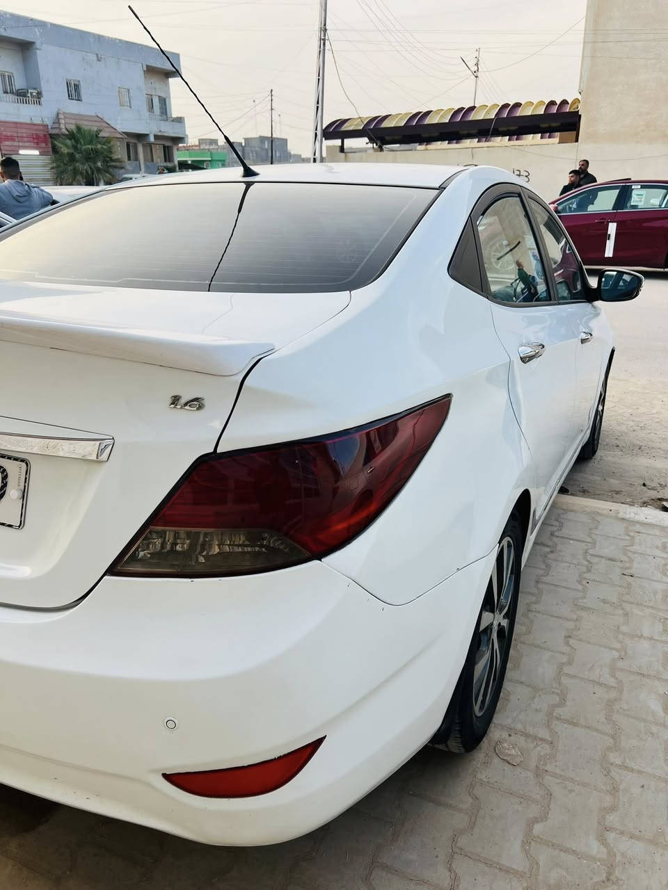 اكسنت 2014
فول مواصفات 
فتحه سقف 
ويل كبير 
تحكمات سيترن 
داخل لونين 
رقم بغداد مشروع وطني بأسمي تحويل ثاني يوم 

ماشيه 210 الف كيلو 
جاملغ خلفي صبغ 
مكاني تكريت / سامراء 

السعر 102 قابل للتفاوض 
للأستفسار *********** 

واتس اب ***********
