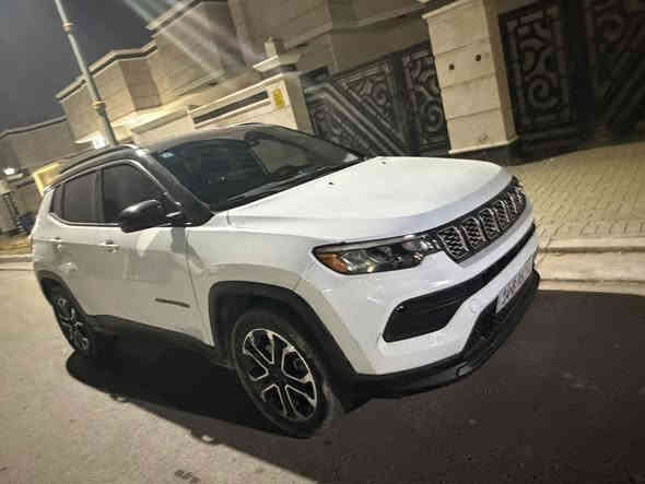 كومبارس 
فول مواصفات الشكل الجديد 
مديل 2023 داخل اسود 
وارد امريكا  
اربعه سلندر توربو 
ماشيه 11982mi
رقم بصره 
الاتصال 
***********
