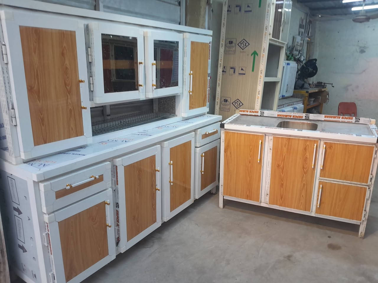 كلمن وسعره ***********
