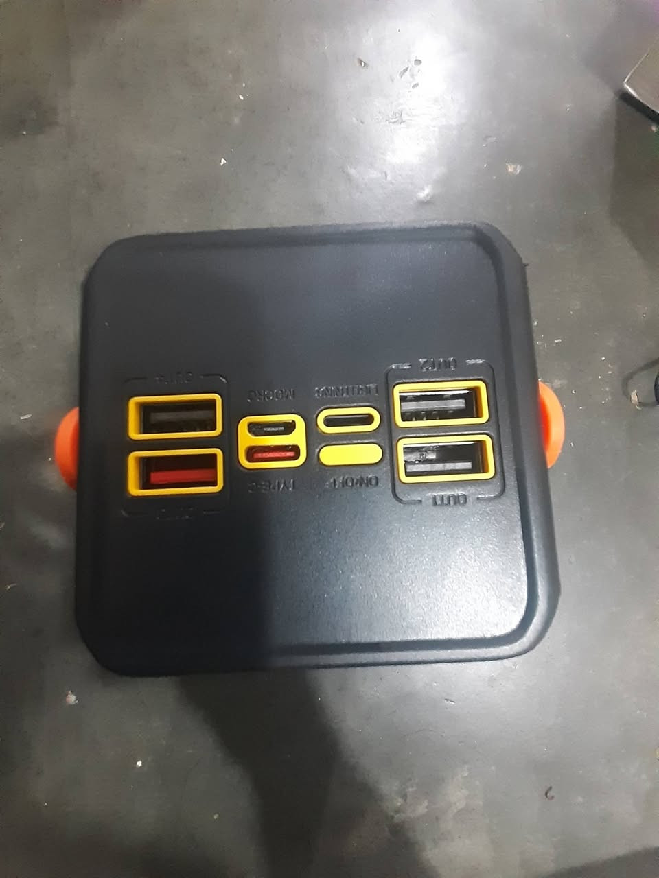 بور بنك ١٢٠ واط للبيع انطني سعر بما يرضي الله


**إذا كنت صاحب هذا الإعلان وتريد حذفه لأي سبب، رجاءا أرسل رسالة إلى الدعم الفني**