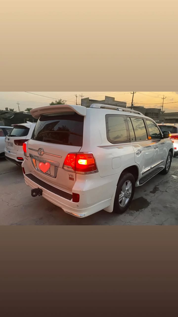 للبيع لانكدروز 2014 ساز كفاله عدا الموجود بالسونار السياره جاهزه من كلشي كير مكينه حداده السياره نظيفه واستخدام شخصي *********** مكاني الديوانيه 370$ وبيها مجال
