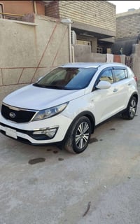 سبورتج 2015 خليجي سعرها 155 وبيها مجال  ماشيه 130 الف  07736196503 الس...