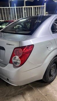 شوفر لية سونك 2012 رقم بابل كير ومكينه خير من الله حداديه 80 ٪ تخم تاي...