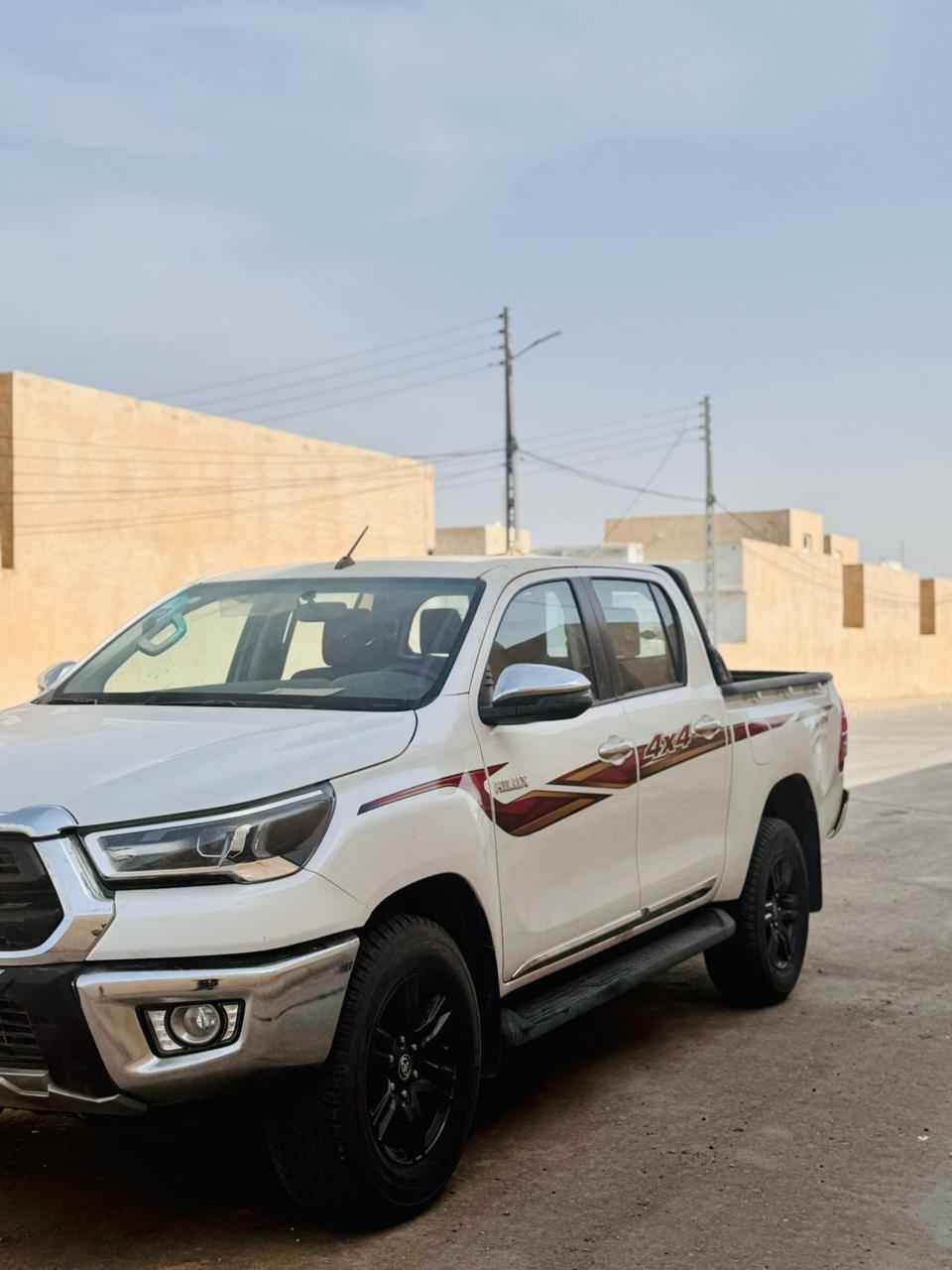 ماشيه 9 الاف كيلو
بسمي مداور مباشر 
تبريد قطعتين
كير اتوماتيك
اماراتي،
فور ويل
سياره وكاله
*********** ديوانية, القادسية
