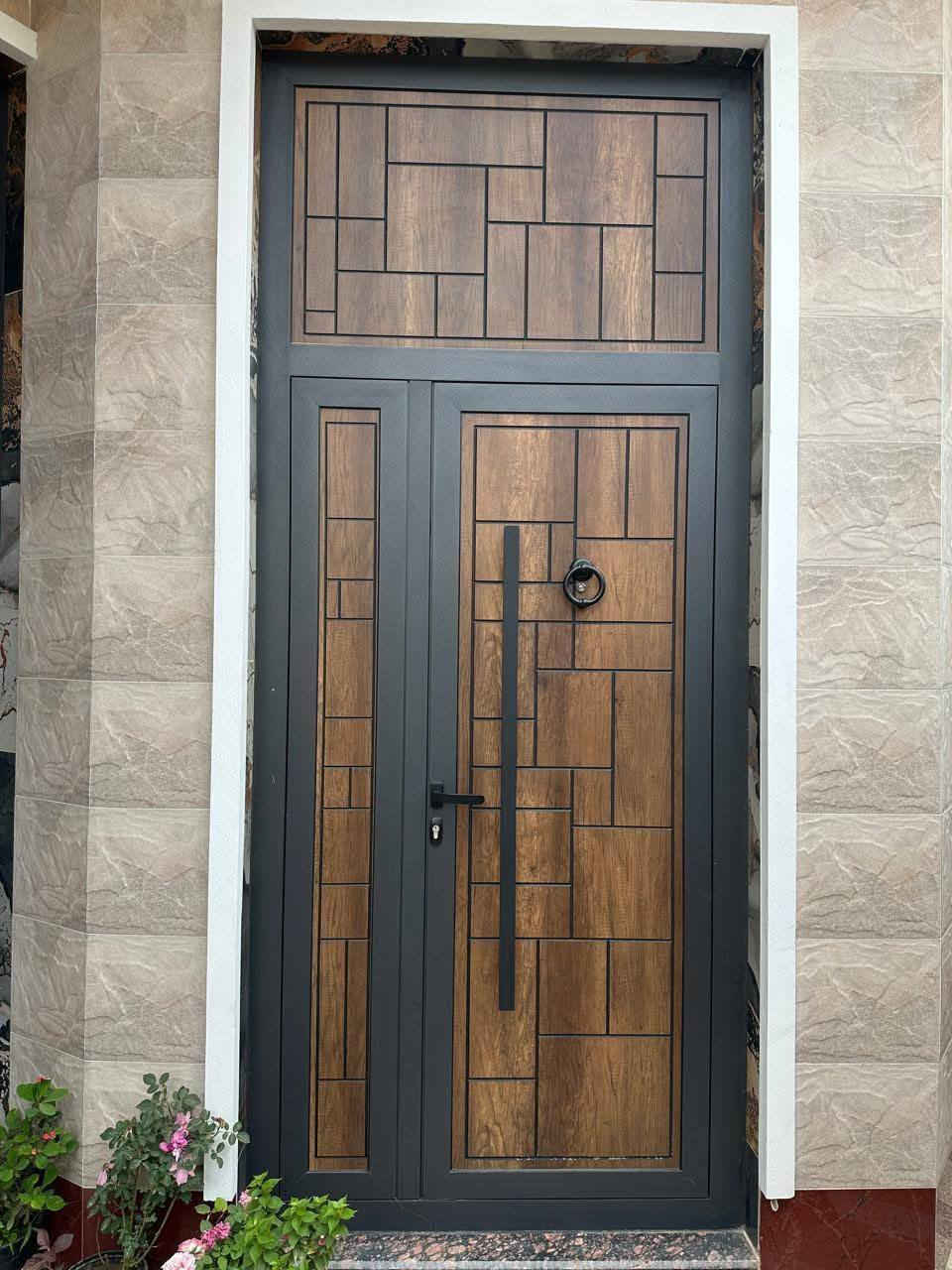 🚨 قريباً… شيء مختلف بالكامل 🔥
تصميم جديد يدخل عالم الفخامة من أوسع أبوابه 🚪✨
ترقبوا أحدث موديلات
أبواب القاصه روك بنل HPL
بتفاصيل مودرن رهيبة تخطف النظر 😎
✔ خامات فاخرة
✔ تصميم استثنائي
✔ قوة وتحمل عالي
✔ ضمان 10 سنوات على الروك بنل
التميز الحقيقي… على وشك الوصول 🔥
#فخآمة_التصميم_تبدأ_من_الباب 
📞 ***********
📍 معمل حدادة حسين دايخ البديري – الصويرة شارع الحلة قرب ملعب الصويرة
