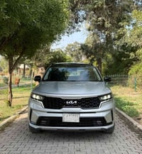 سورنتو برستيج • ٢٠٢٢ • ٨٠ الف