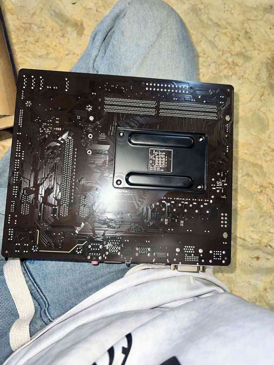 مذربورد A520 شغال


**إذا كنت صاحب هذا الإعلان وتريد حذفه لأي سبب، رجاءا أرسل رسالة إلى الدعم الفني**