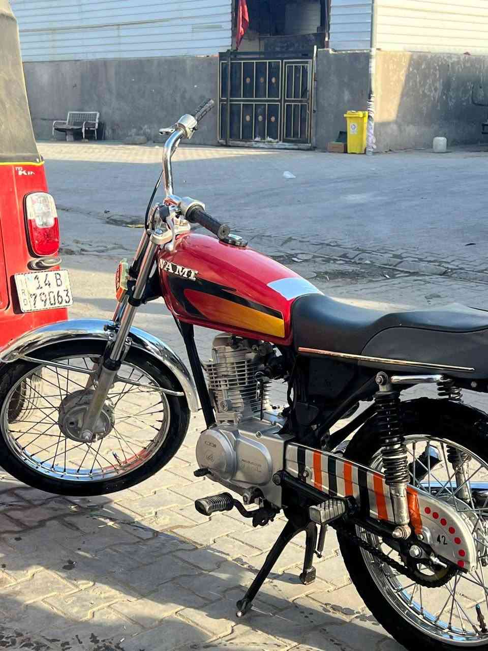 دراجه ادوات للبيع سعرها 450 وبيها مجال العنوان بصره بصره بالعاليه الشرايجي ***********
