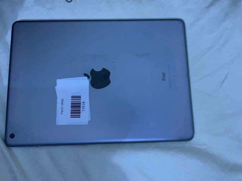 ايباد 6 نضيف كل شيء مامبدل فيه وشغال كل شيء ذاكرة 128 سعر100مع الشاحنة قفل مكان دورة توصيل ماعندي


**إذا كنت صاحب هذا الإعلان وتريد حذفه لأي سبب، رجاءا أرسل رسالة إلى الدعم الفني**