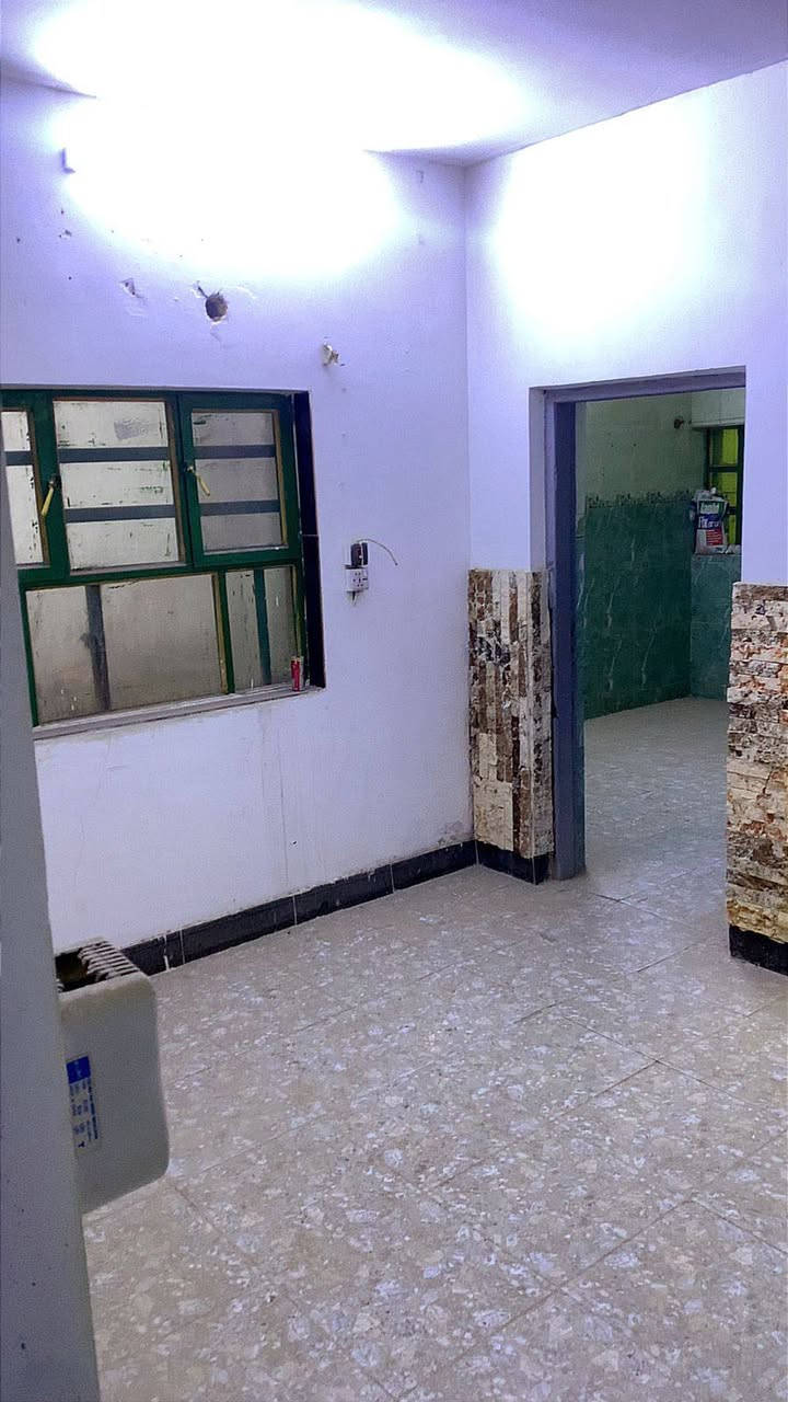 السلام عليكم اخوان بيت 100 متر العنوان الدورة حي الشرطه للإستفسار ***********
